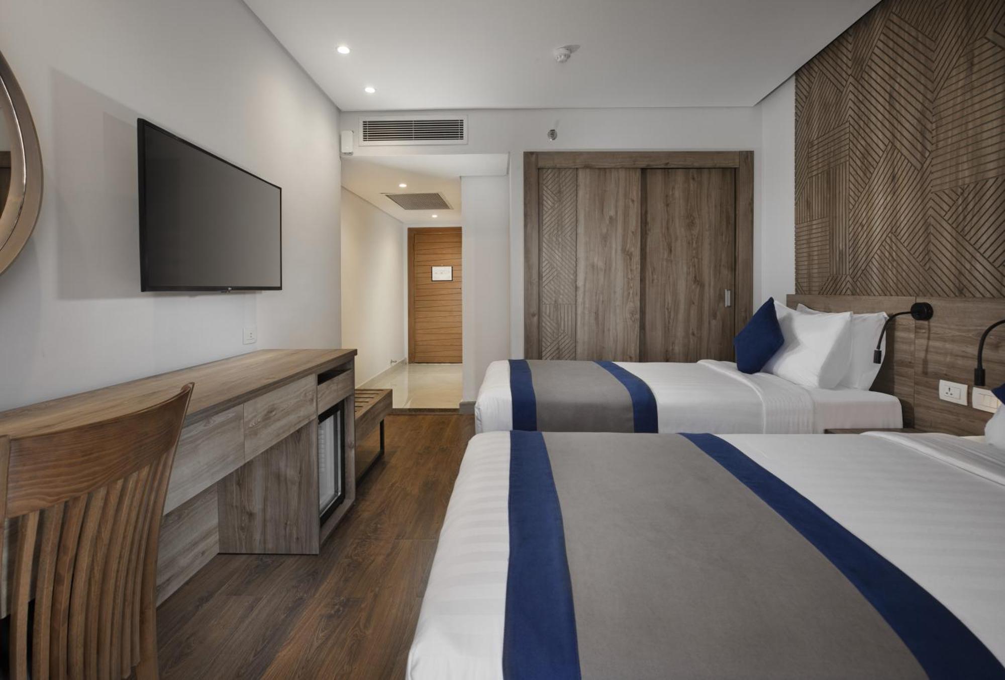 Pyramisa Suites Hotel Cairo Giza Exterior foto Standard room